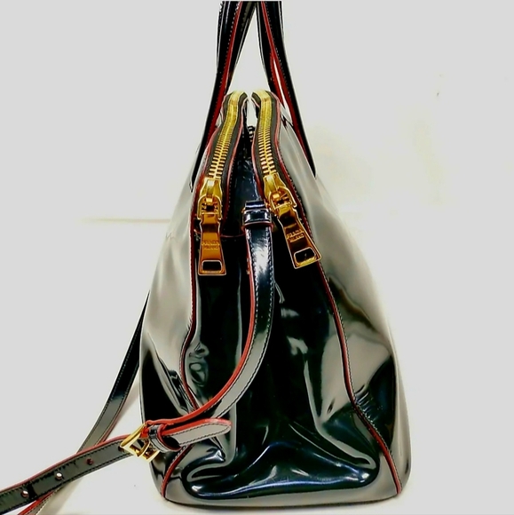 Prada handbag - Picture 3 of 8